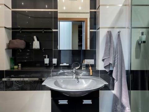 квартира за адресою Василя Тютюнника вул. (Анрі Барбюса), 37/1