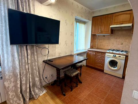 квартира за адресою Академіка Доброхотова вул., 2