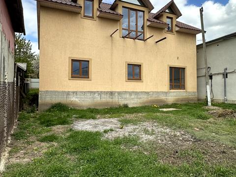 дом по адресу с. Великий кучуров, Хмельницького, 16А