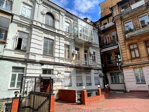 квартира за адресою Михайлівська вул., 6
