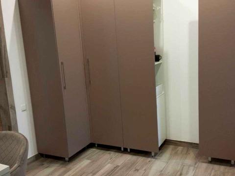 комерційна за адресою Острівчик, 3