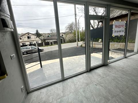 комерційна за адресою Бучми вул., 175