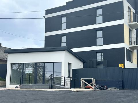 комерційна за адресою Бучми вул., 175