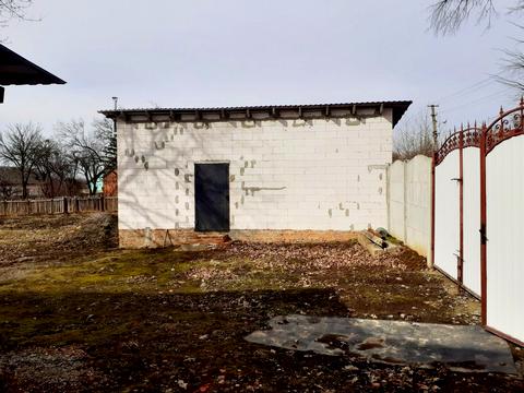будинок за адресою Люботин, гавенко