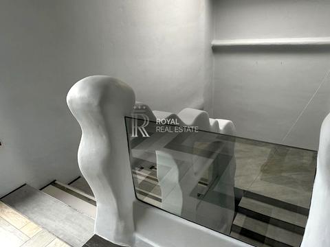 коммерческая по адресу Чорновола, 20