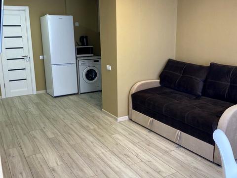 квартира за адресою Літературна вул., 10