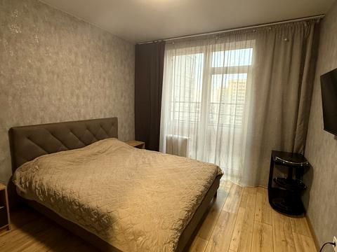 квартира за адресою Полковника Гуляєва просп. (Маршала Жукова), 111