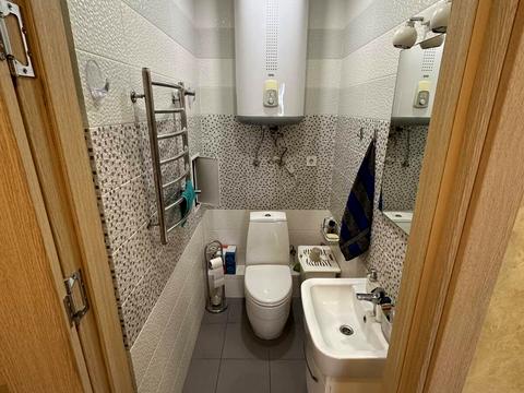 квартира по адресу Героев Полка "Азов ул. (Малиновского маршала), 8