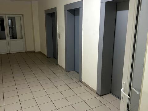 квартира по адресу Героев Полка "Азов ул. (Малиновского маршала), 8