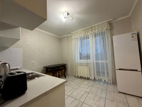 квартира по адресу Академика Глушкова просп., 9-Д