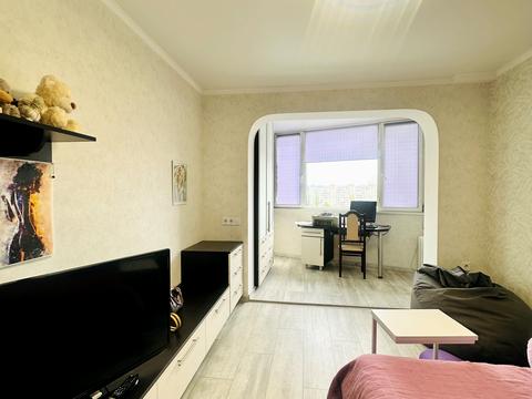 квартира за адресою Академіка Корольова вул., 32