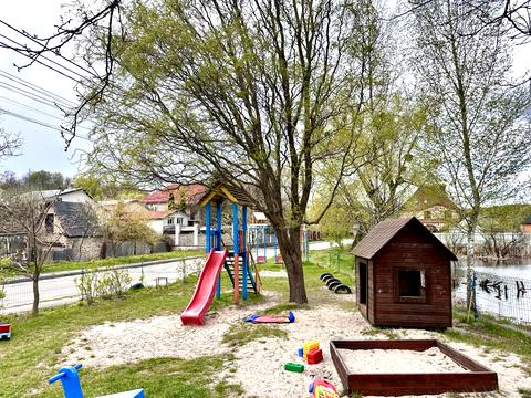 участок по адресу Парниковая ул., 20-б
