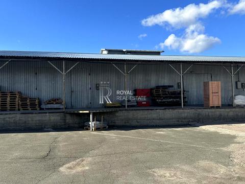 комерційна за адресою Соборна вул., 1