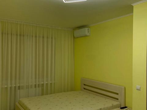 квартира за адресою Софії Русової вул., 7-Г