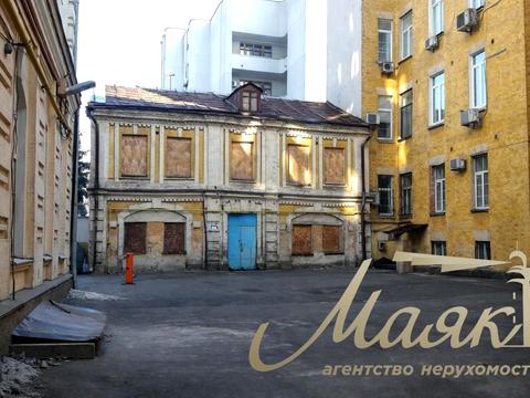 комерційна за адресою Лютеранська вул., 33