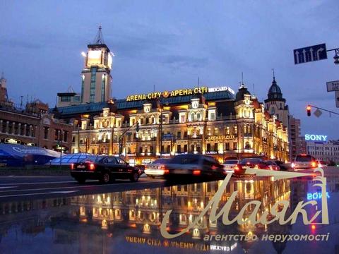 комерційна за адресою Велика Васильківська вул. (Червоноармійська), 1-3