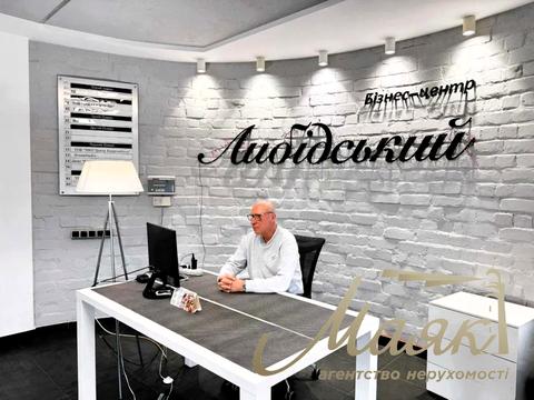 комерційна за адресою Залізничне шосе, 3-а