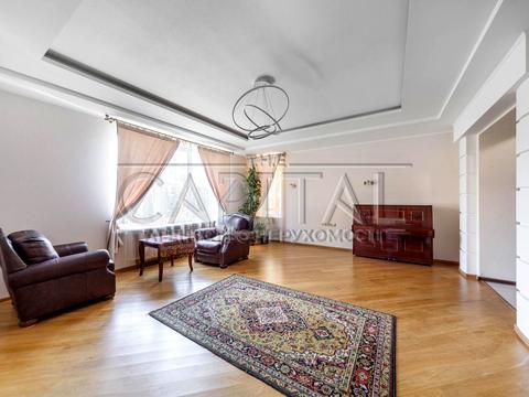 будинок за адресою с. Петропавлівська Борщагівка, Миру вул., 44