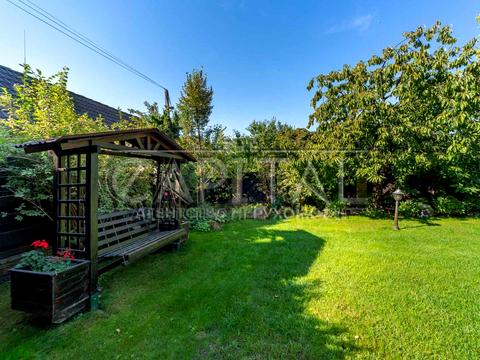 будинок за адресою с. Петропавлівська Борщагівка, Миру вул., 44
