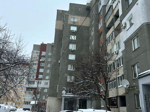 квартира за адресою Володимира Момота вул., 46