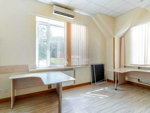 комерційна за адресою Саксаганського вул., 85/23