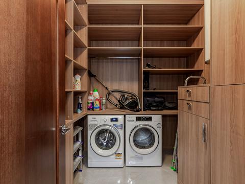 квартира по адресу Кловский спуск, 7a