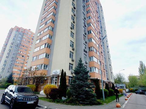 квартира за адресою Любомира Гузара просп. (Космонавта Комарова), 46-Б
