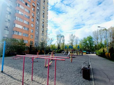 квартира за адресою Любомира Гузара просп. (Космонавта Комарова), 46-Б