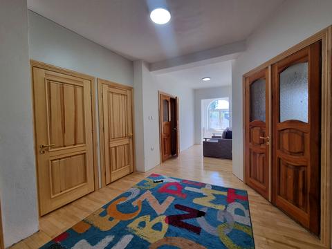 дом по адресу Кустарниковая ул., 7