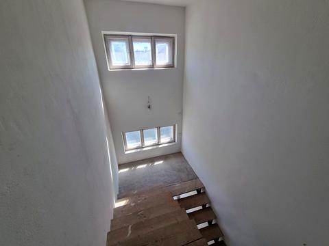 дом по адресу Кустарниковая ул., 7