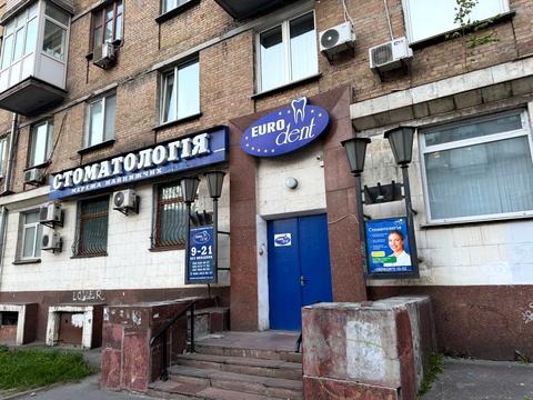 комерційна за адресою Олекси Тихого вул. (Виборзька), 38/19