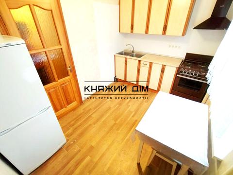 квартира по адресу Червоной Калины просп. (Владимира Маяковского), 89