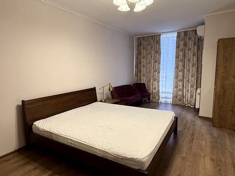 квартира по адресу Драгоманова ул., 2-А