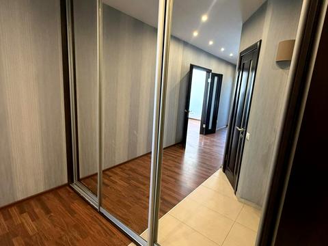 квартира за адресою Дніпровська набережна вул., 26-А