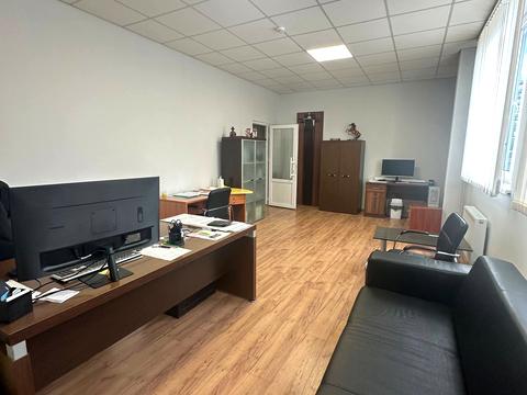 комерційна за адресою Промислова вул., 60