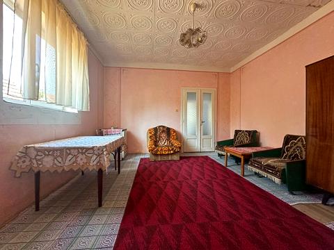 будинок за адресою Центральна
