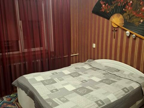 квартира за адресою Золотогірська вул., 8