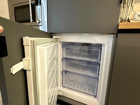 квартира за адресою Рєпіна вул., 38