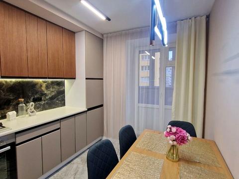 квартира за адресою Злуки просп., 18