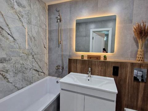 квартира за адресою Злуки просп., 18