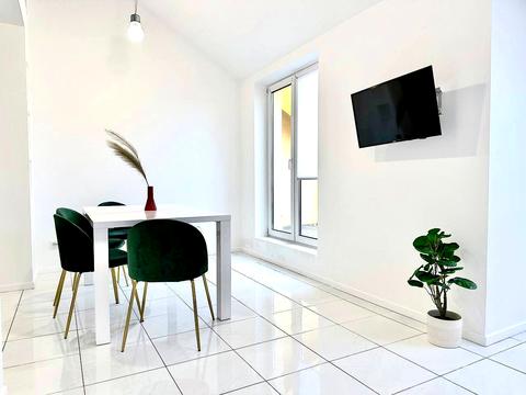 квартира за адресою Регенераторна вул., 4 к15