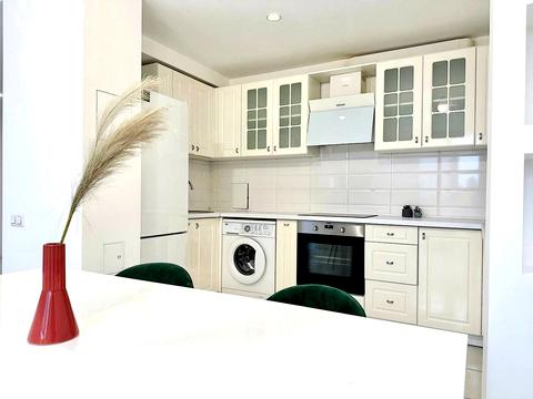 квартира за адресою Регенераторна вул., 4 к15