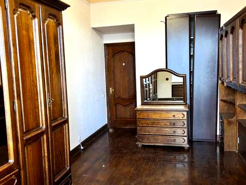 квартира за адресою Антоновича вул. (Горького), 9
