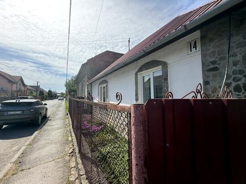 дом по адресу Болотинская ул., 14