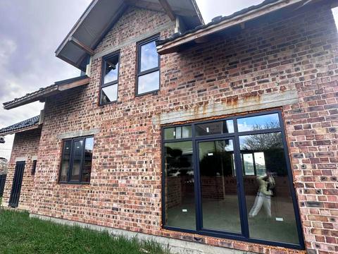 дом по адресу 22-го Января ул., 274