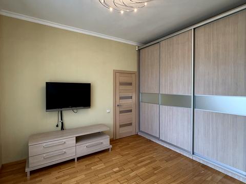 будинок за адресою Набережна, 12
