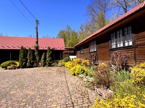 комерційна за адресою Грушевського вул., 65