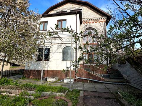 будинок за адресою Закарпатська вул.