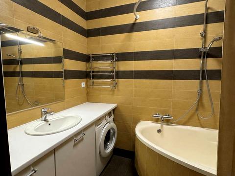 квартира за адресою Академіка Сахарова вул., 3-А