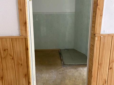 комерційна за адресою Слави бульв., 8